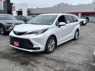 2026 Toyota Sienna XLE 7 Passenger