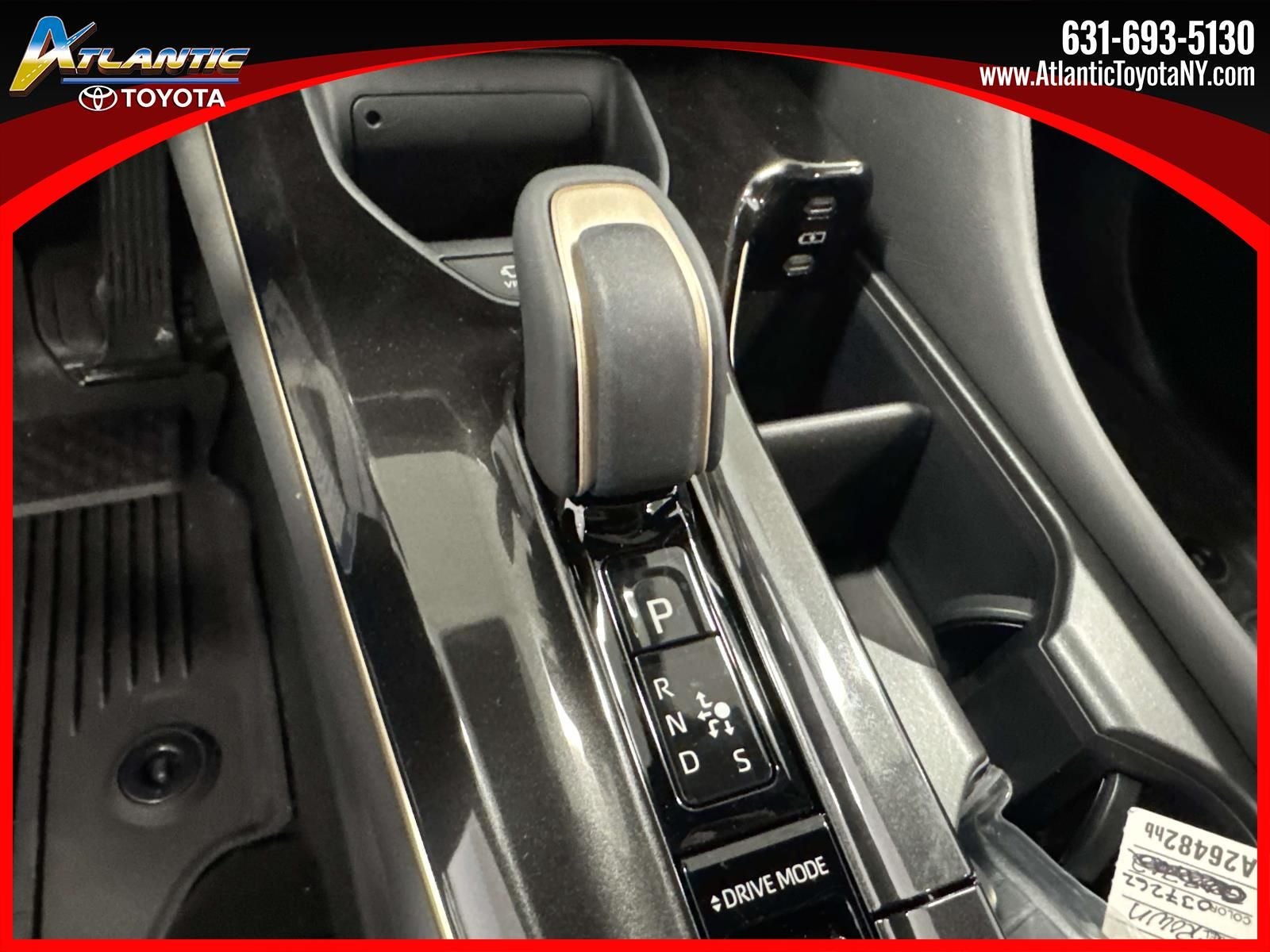 2026 Toyota Toyota Crown Signia Limited