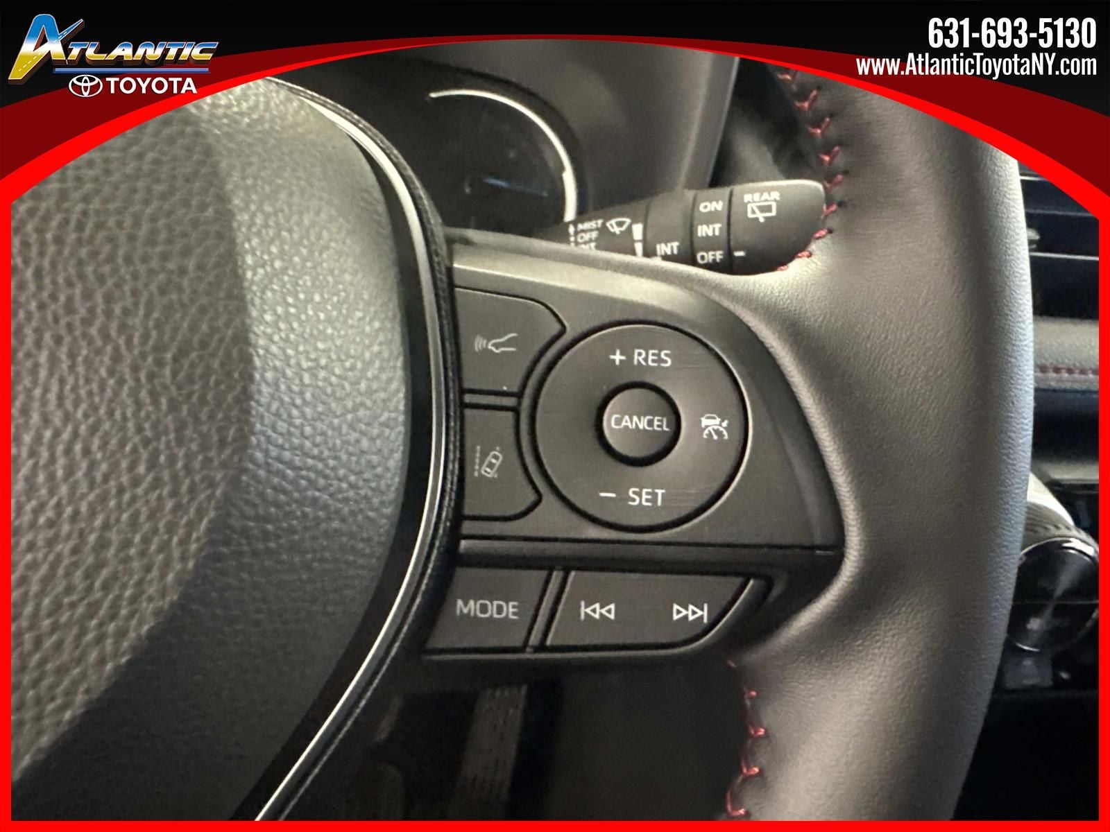 2025 Toyota RAV4 Plug-in Hybrid SE