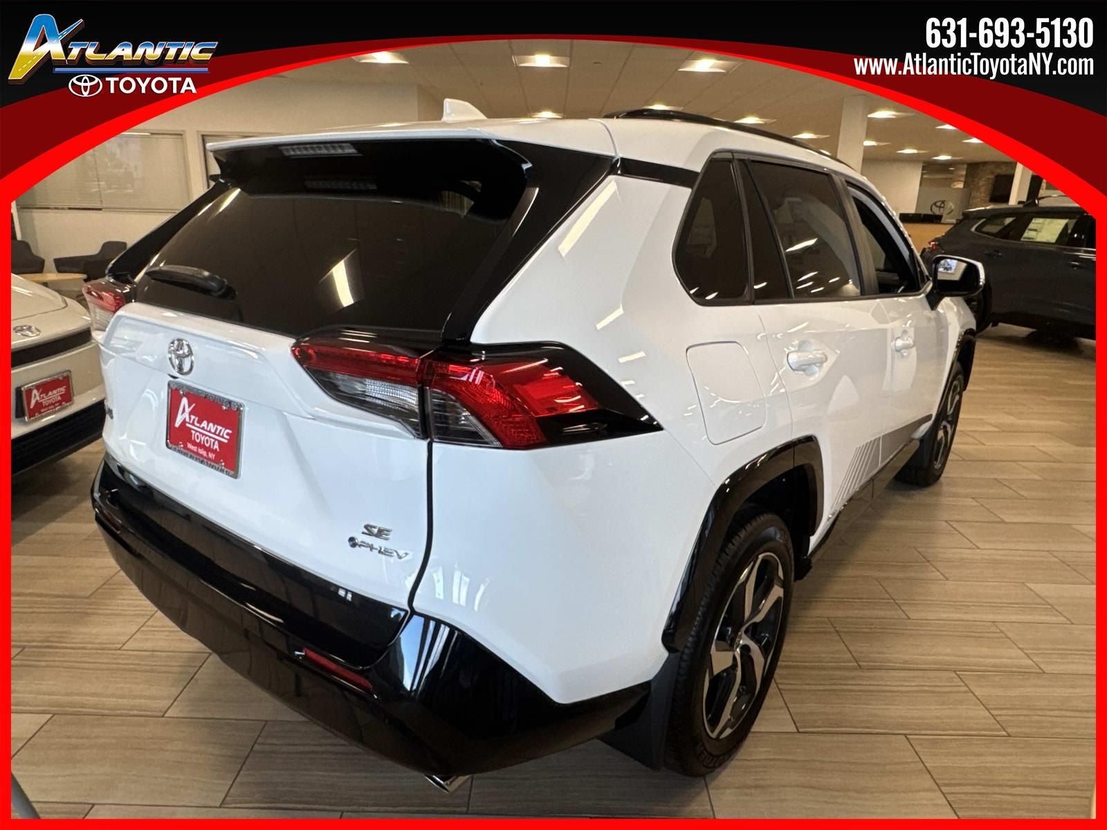 2025 Toyota RAV4 Plug-in Hybrid SE