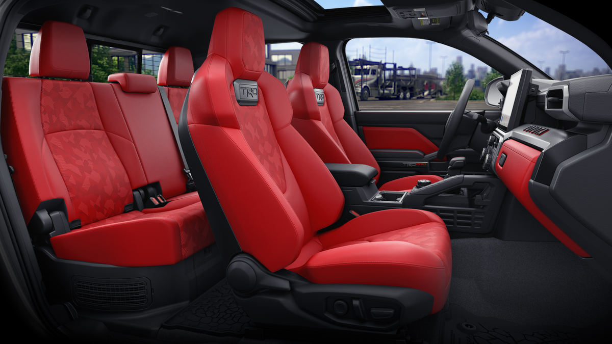 2026 Toyota Tacoma i-FORCE MAX TRD Pro