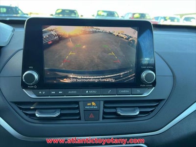 2022 Nissan Altima 2.5 SV