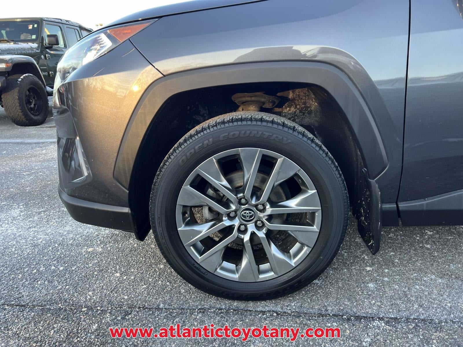 2020 Toyota RAV4 XLE Premium