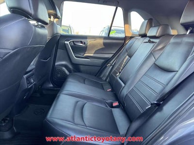 2020 Toyota RAV4 XLE Premium