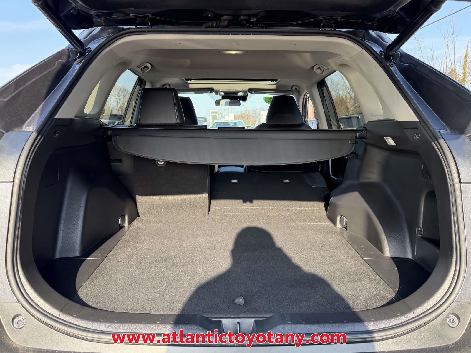 2022 Toyota RAV4 XLE Premium