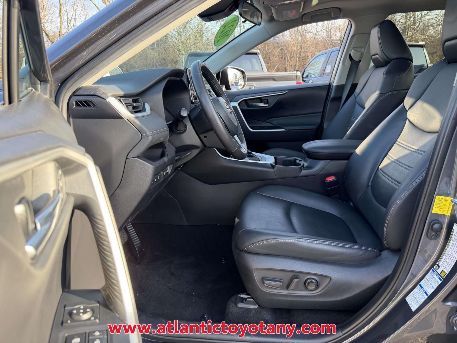 2022 Toyota RAV4 XLE Premium