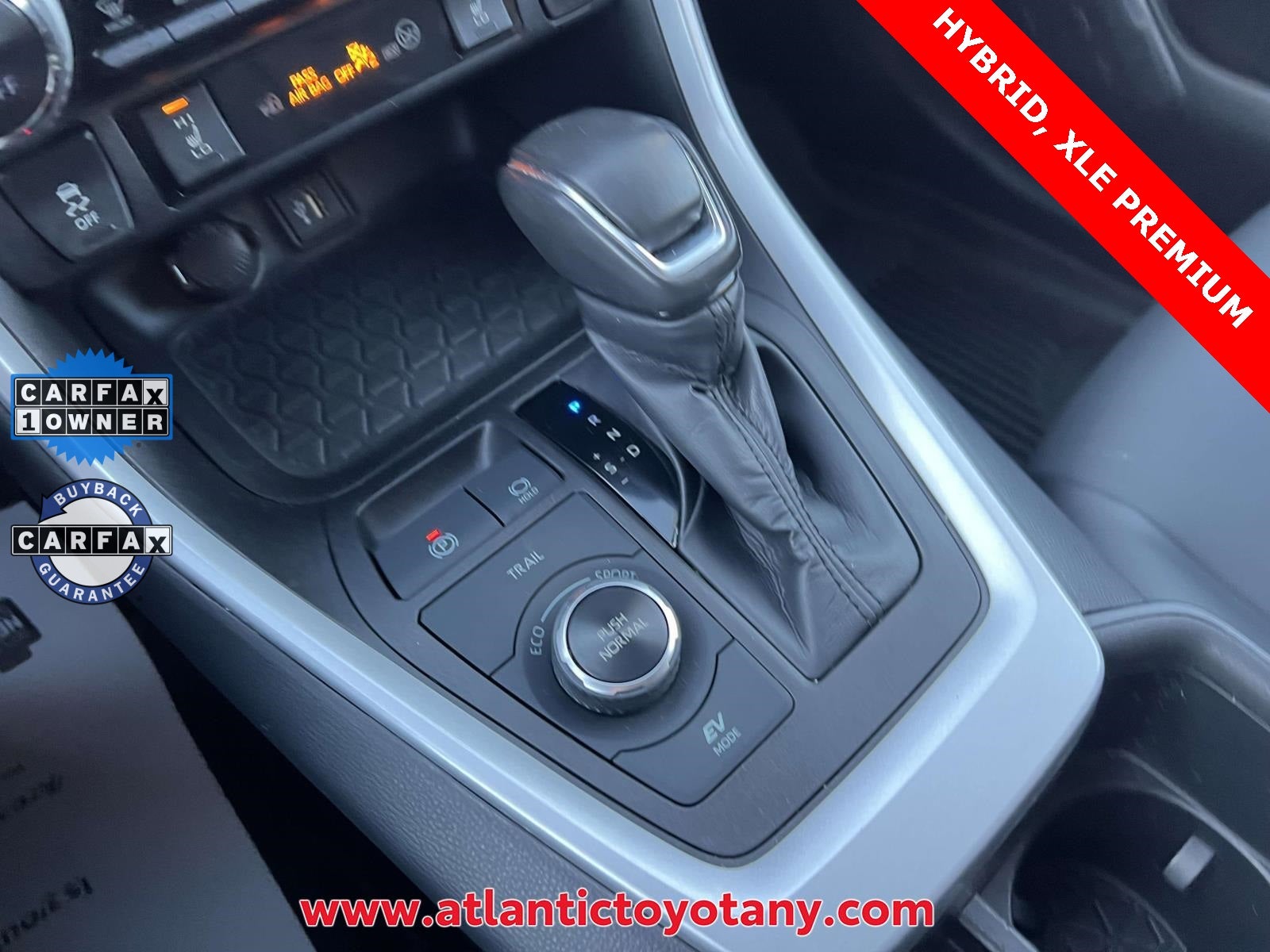 2023 Toyota RAV4 Hybrid XLE Premium