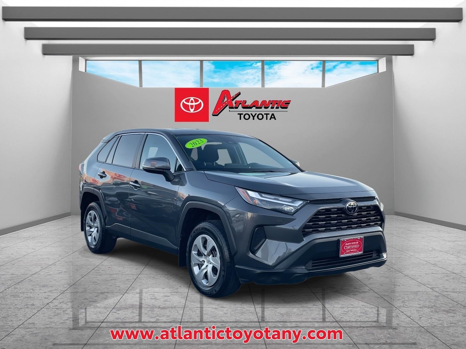 2023 Toyota RAV4 LE