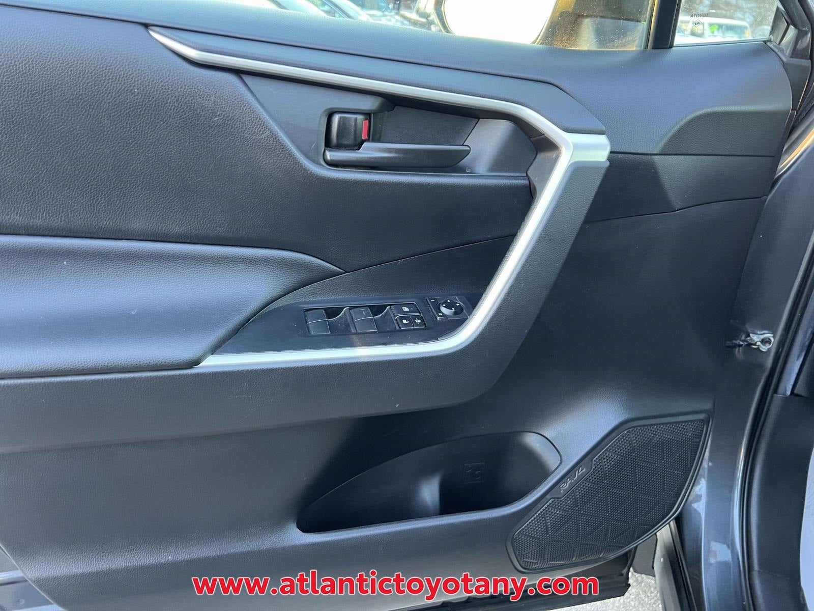 2020 Toyota RAV4 Hybrid LE