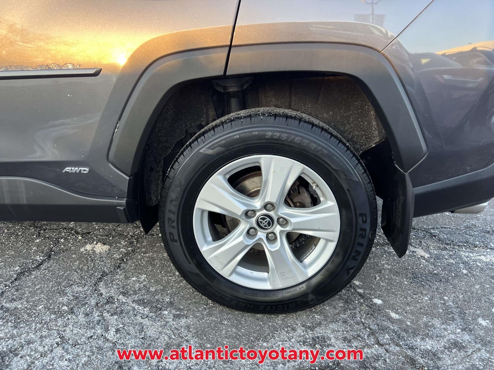 2020 Toyota RAV4 Hybrid LE