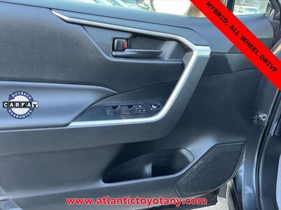 2020 Toyota RAV4 Hybrid LE