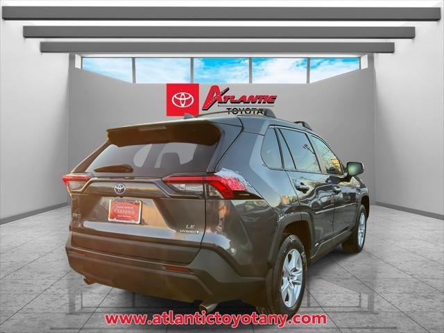 2020 Toyota RAV4 Hybrid LE