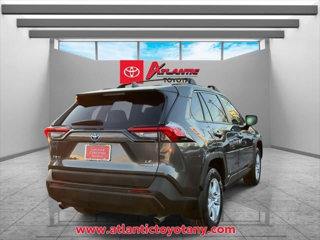 2020 Toyota RAV4 Hybrid LE