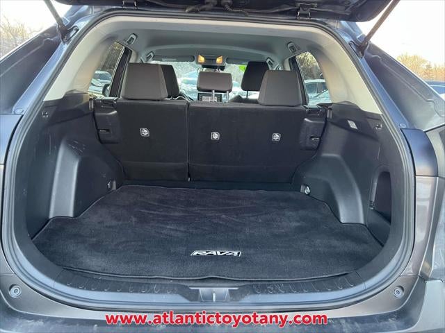 2020 Toyota RAV4 Hybrid LE