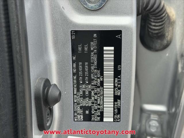 2022 Toyota Highlander LE