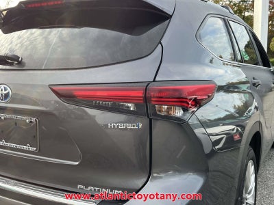2024 Toyota Highlander Hybrid Platinum
