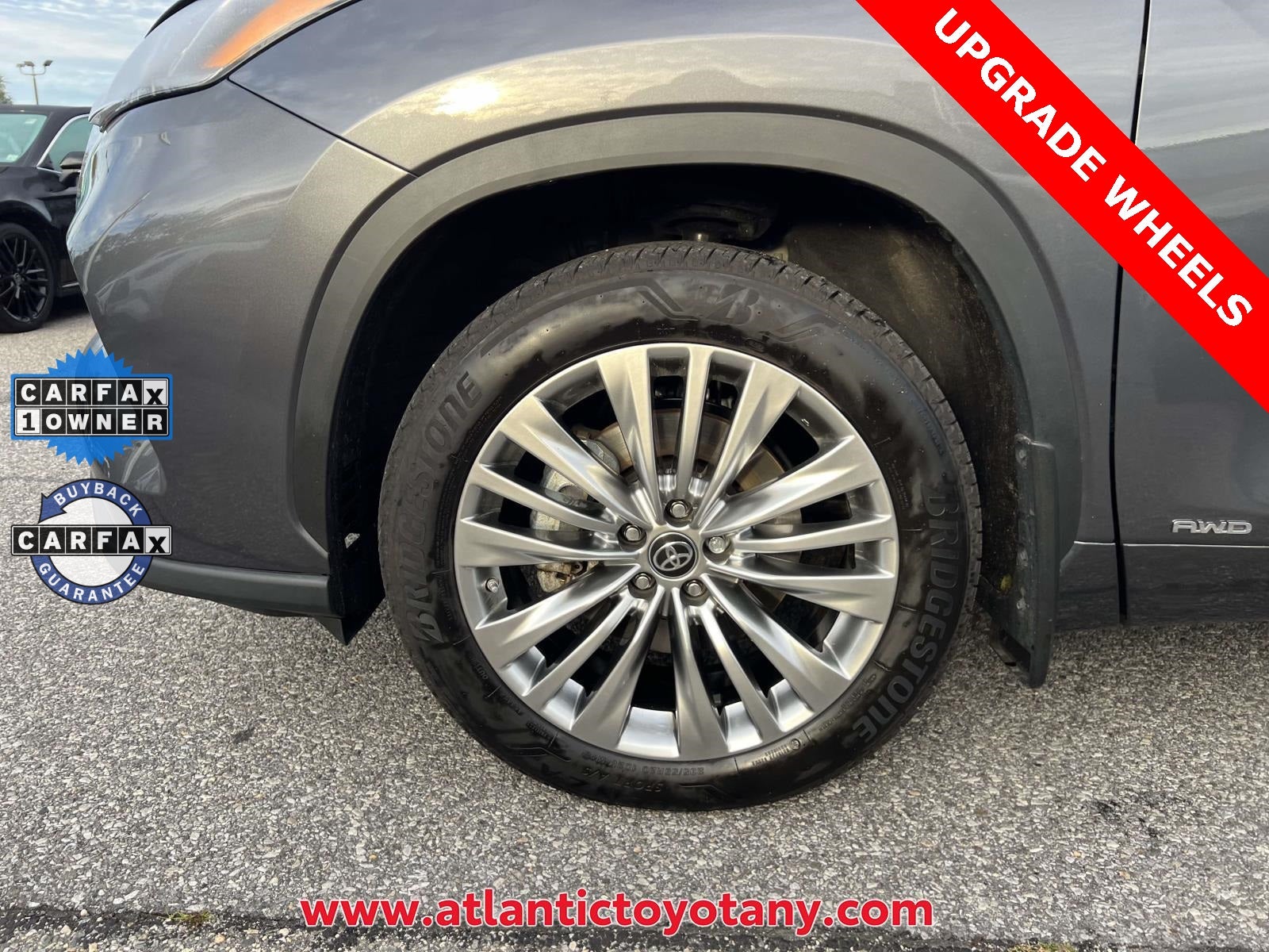 2024 Toyota Highlander Hybrid Platinum