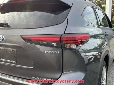 2024 Toyota Highlander Hybrid Platinum