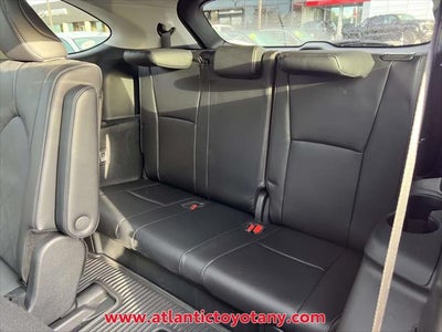 2024 Toyota Highlander Hybrid Platinum