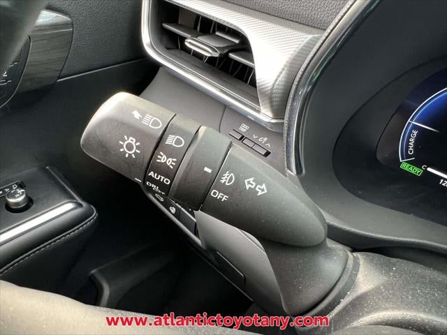 2024 Toyota Highlander Hybrid Platinum