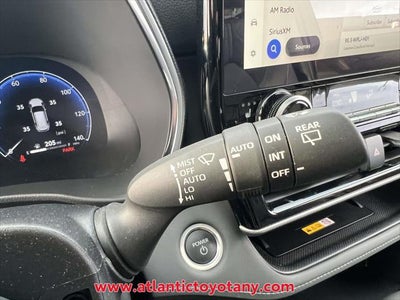 2024 Toyota Highlander Hybrid Platinum