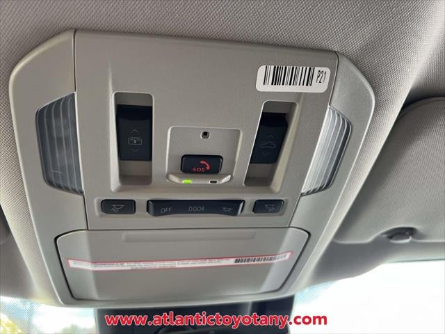 2024 Toyota Highlander Hybrid Platinum