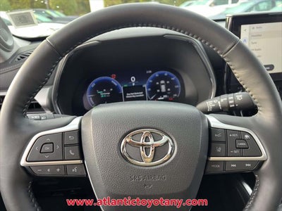 2024 Toyota Highlander Hybrid Platinum