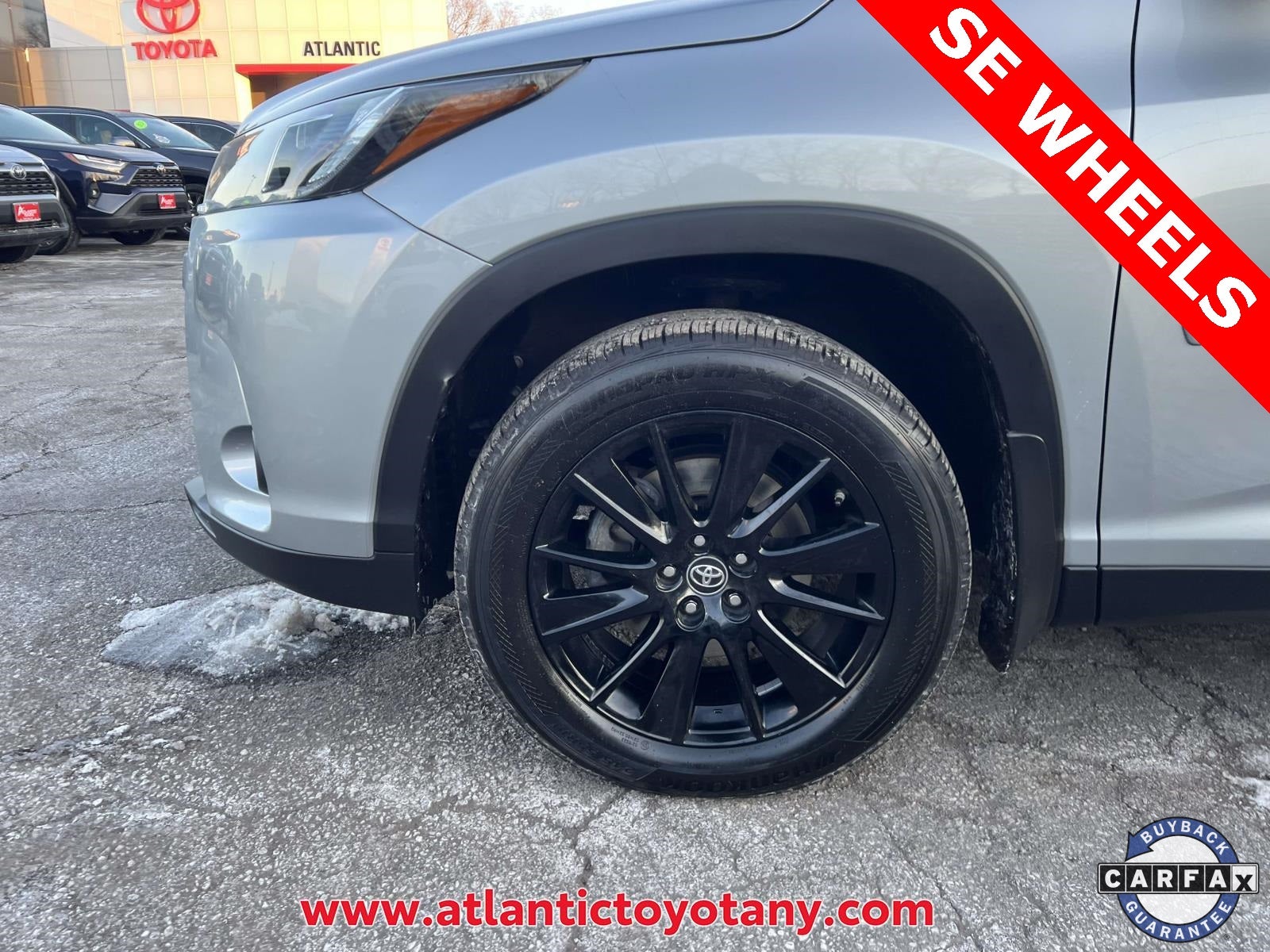 2019 Toyota Highlander SE