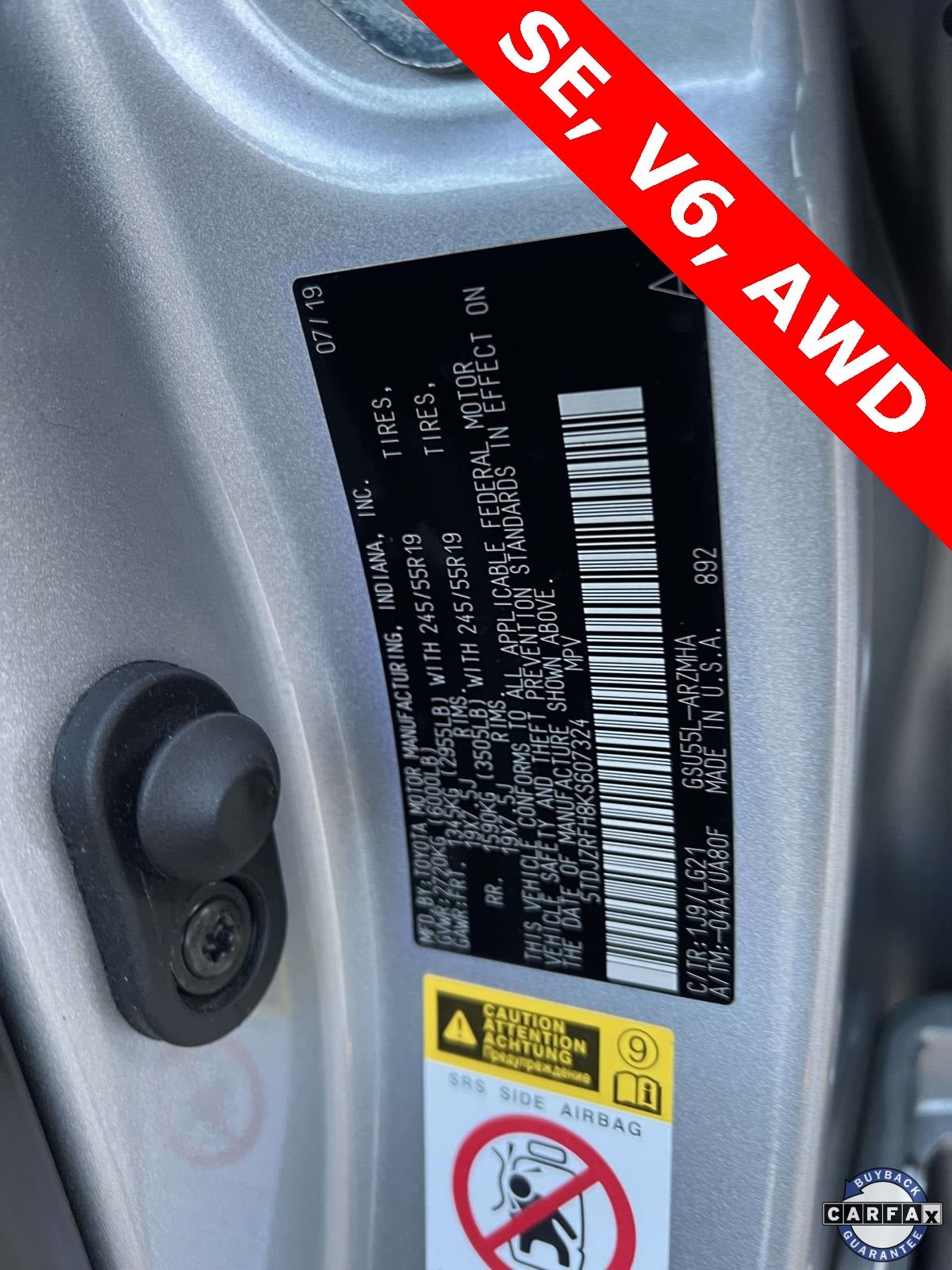 2019 Toyota Highlander SE