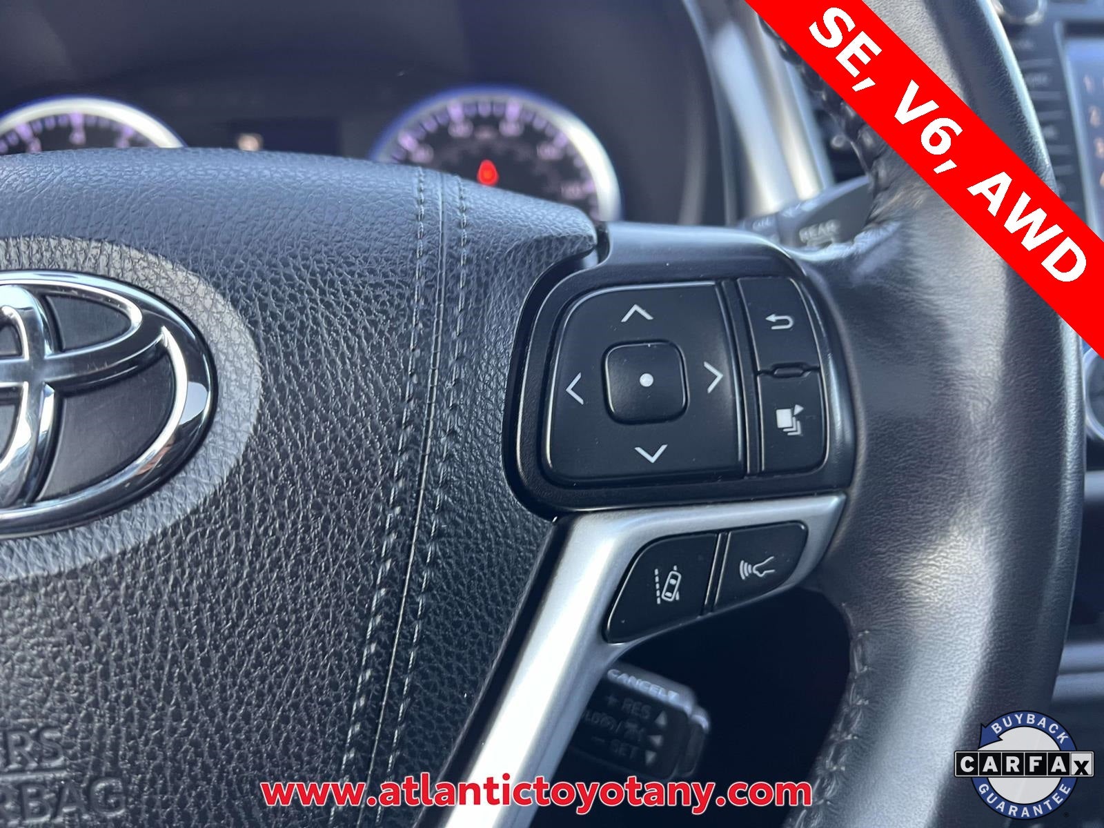 2019 Toyota Highlander SE