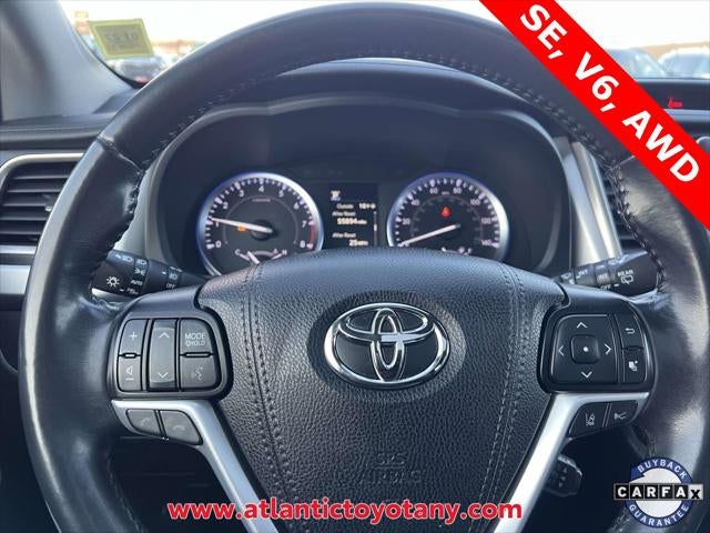 2019 Toyota Highlander SE