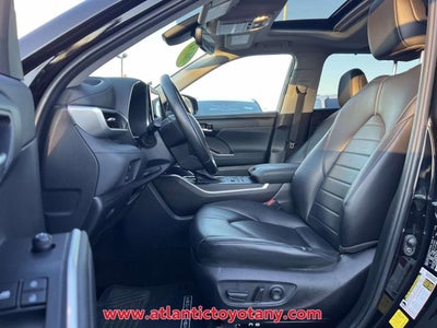 2023 Toyota Highlander XLE