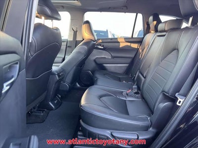 2023 Toyota Highlander XLE