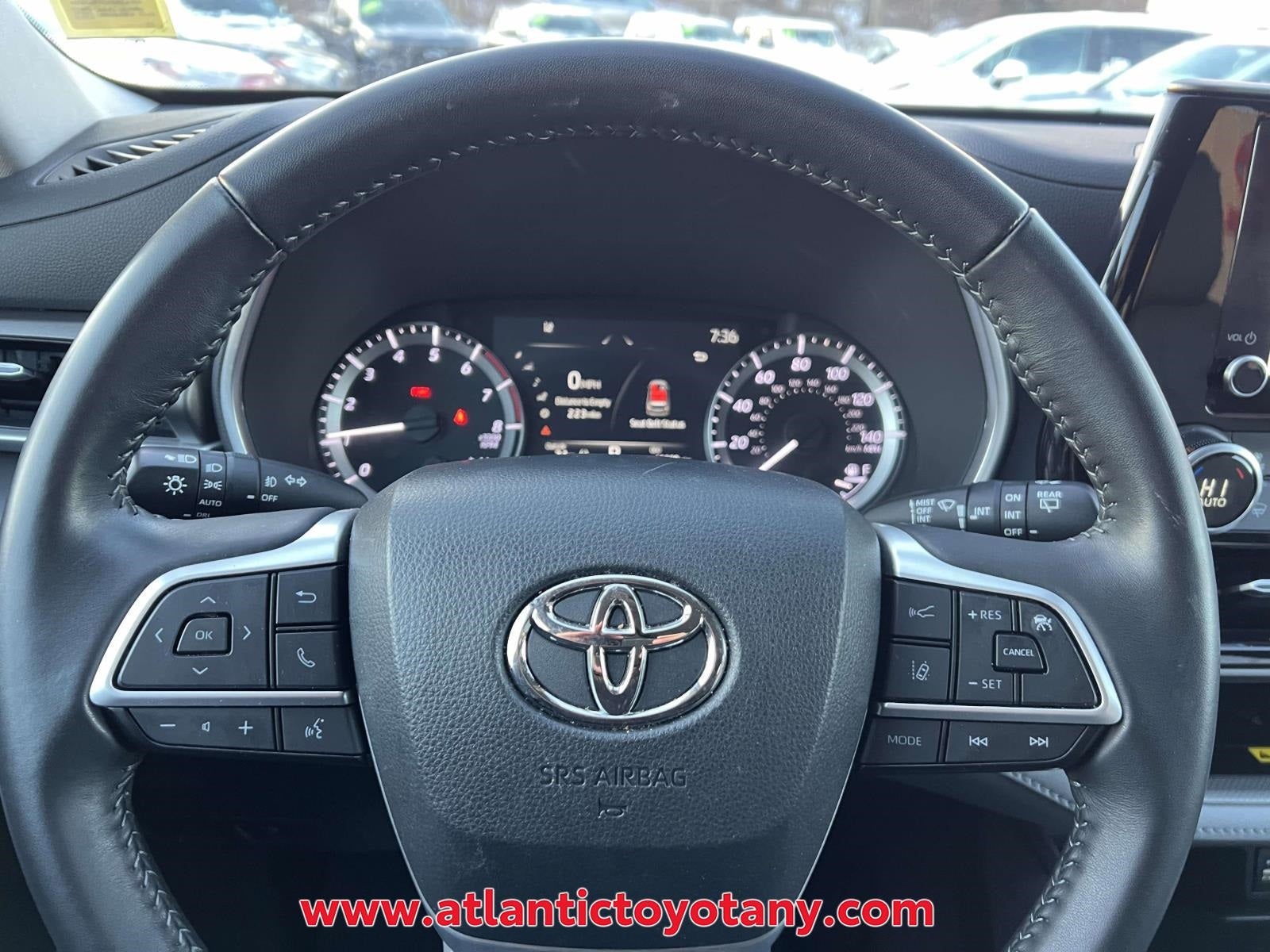 2023 Toyota Highlander XLE