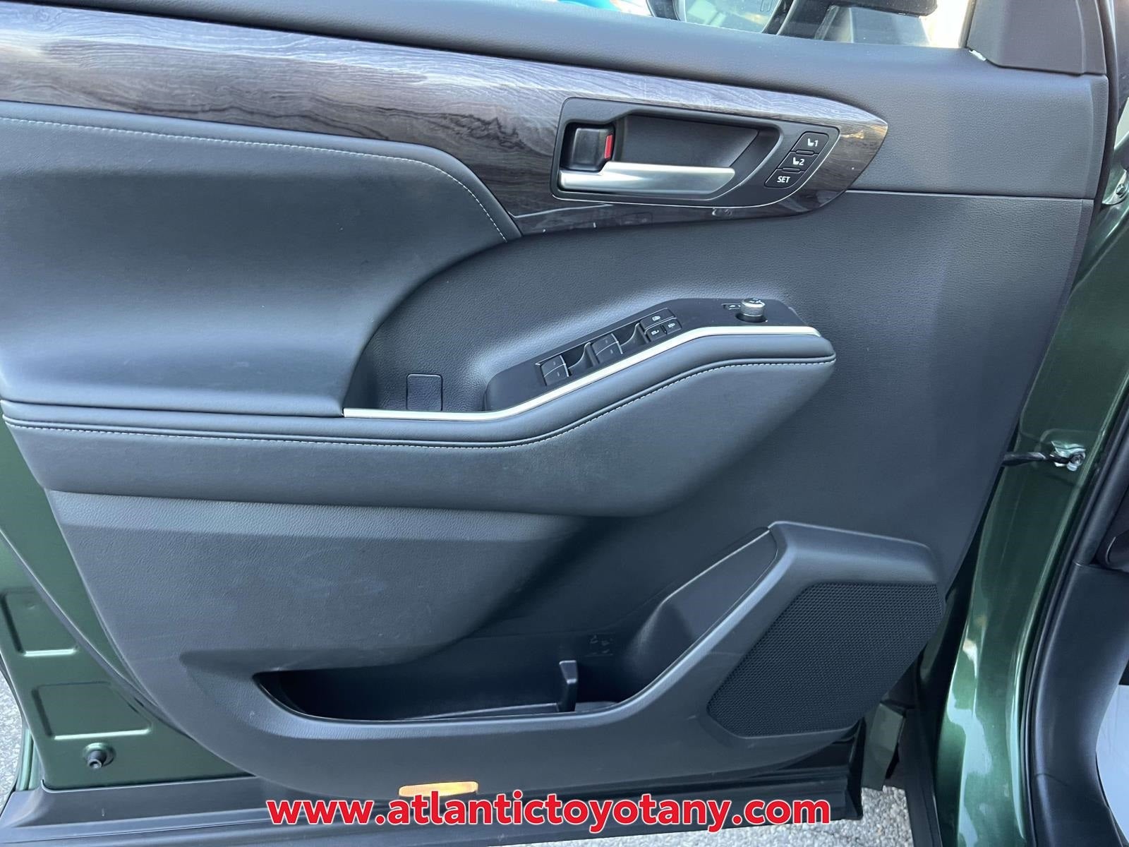 2023 Toyota Highlander Hybrid Limited