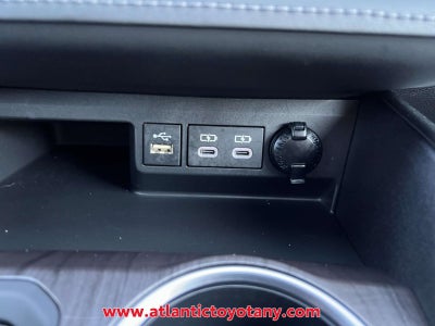 2023 Toyota Highlander Hybrid Limited