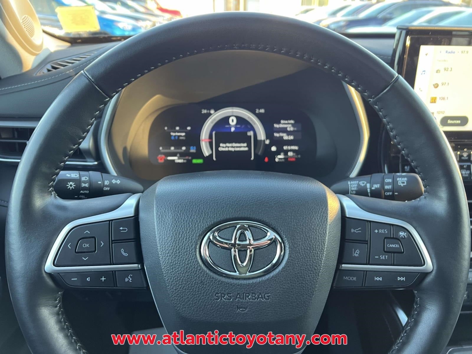 2023 Toyota Highlander Hybrid Limited