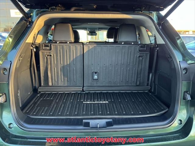 2023 Toyota Highlander Hybrid Limited