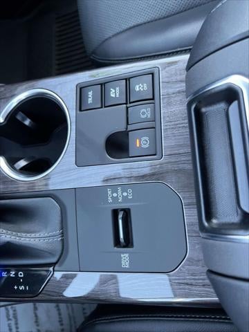 2023 Toyota Highlander Hybrid Limited