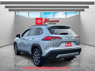 2024 Toyota Corolla Cross XLE