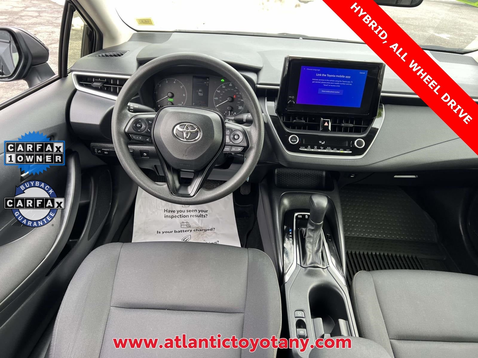 2024 Toyota Corolla Hybrid LE