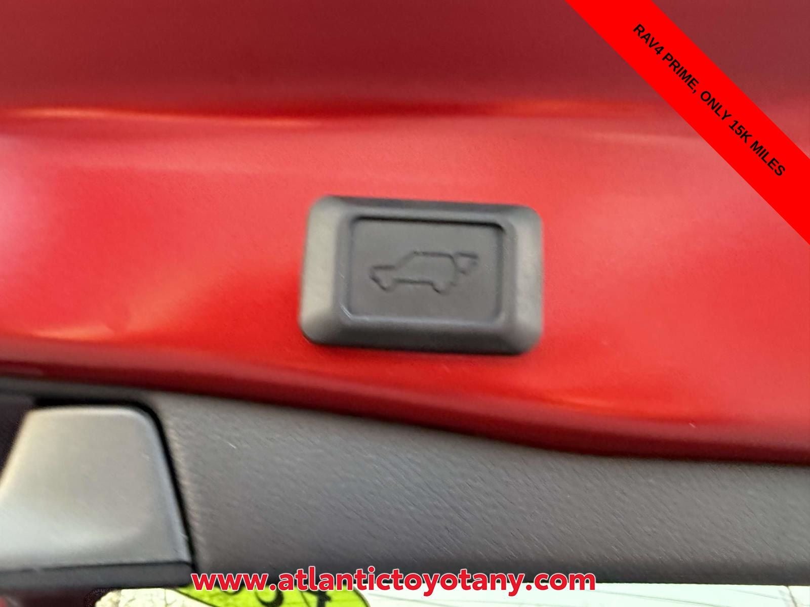 2024 Toyota RAV4 Prime SE