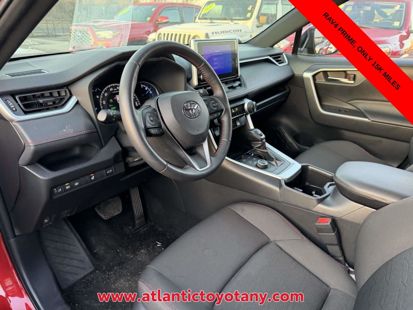 2024 Toyota RAV4 Prime SE