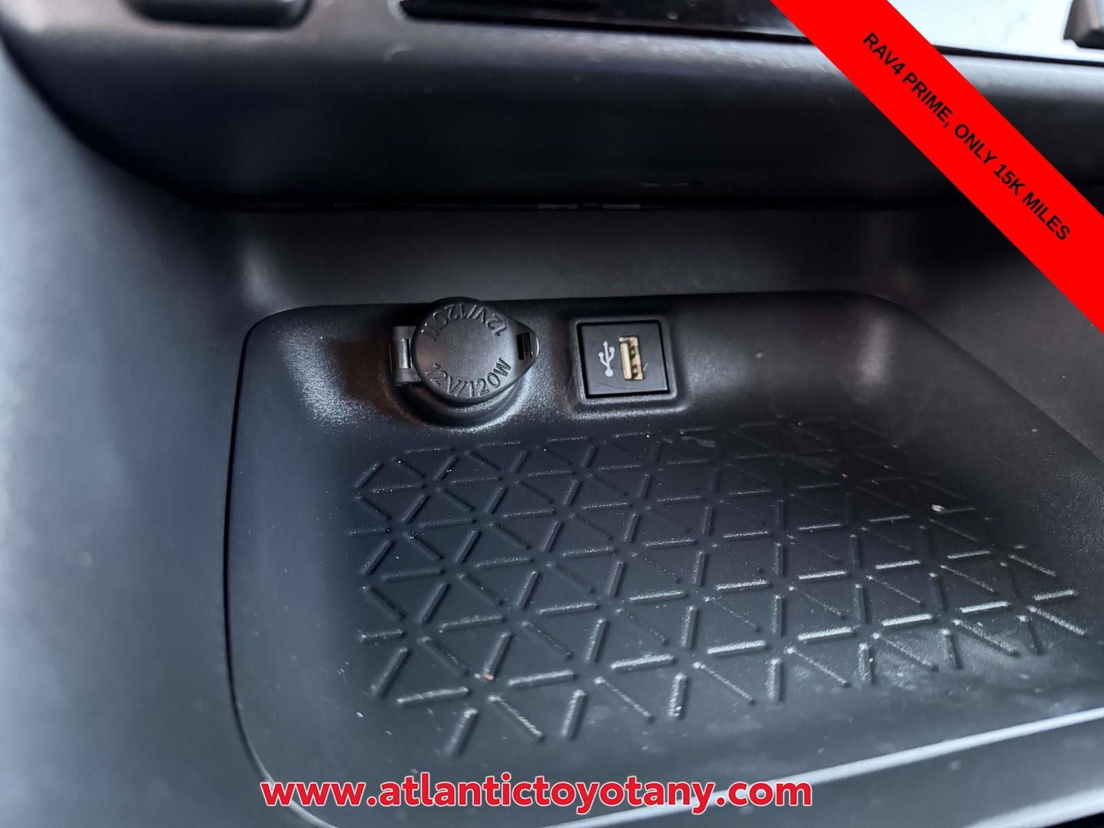 2024 Toyota RAV4 Prime SE