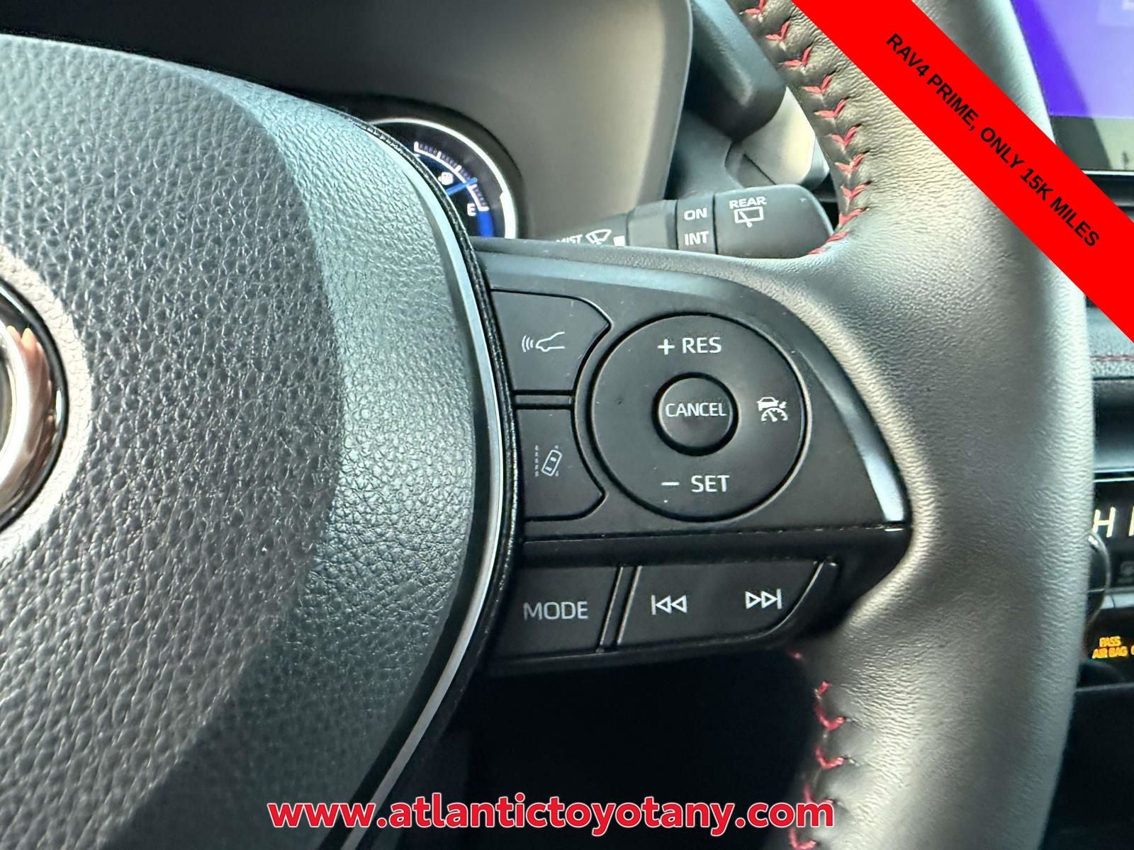 2024 Toyota RAV4 Prime SE