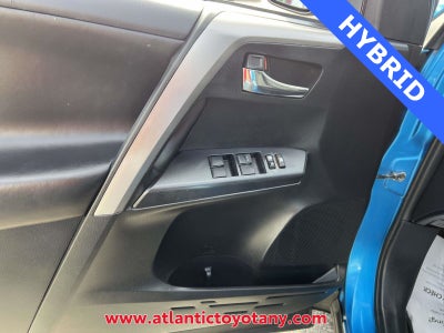 2017 Toyota RAV4 Hybrid XLE
