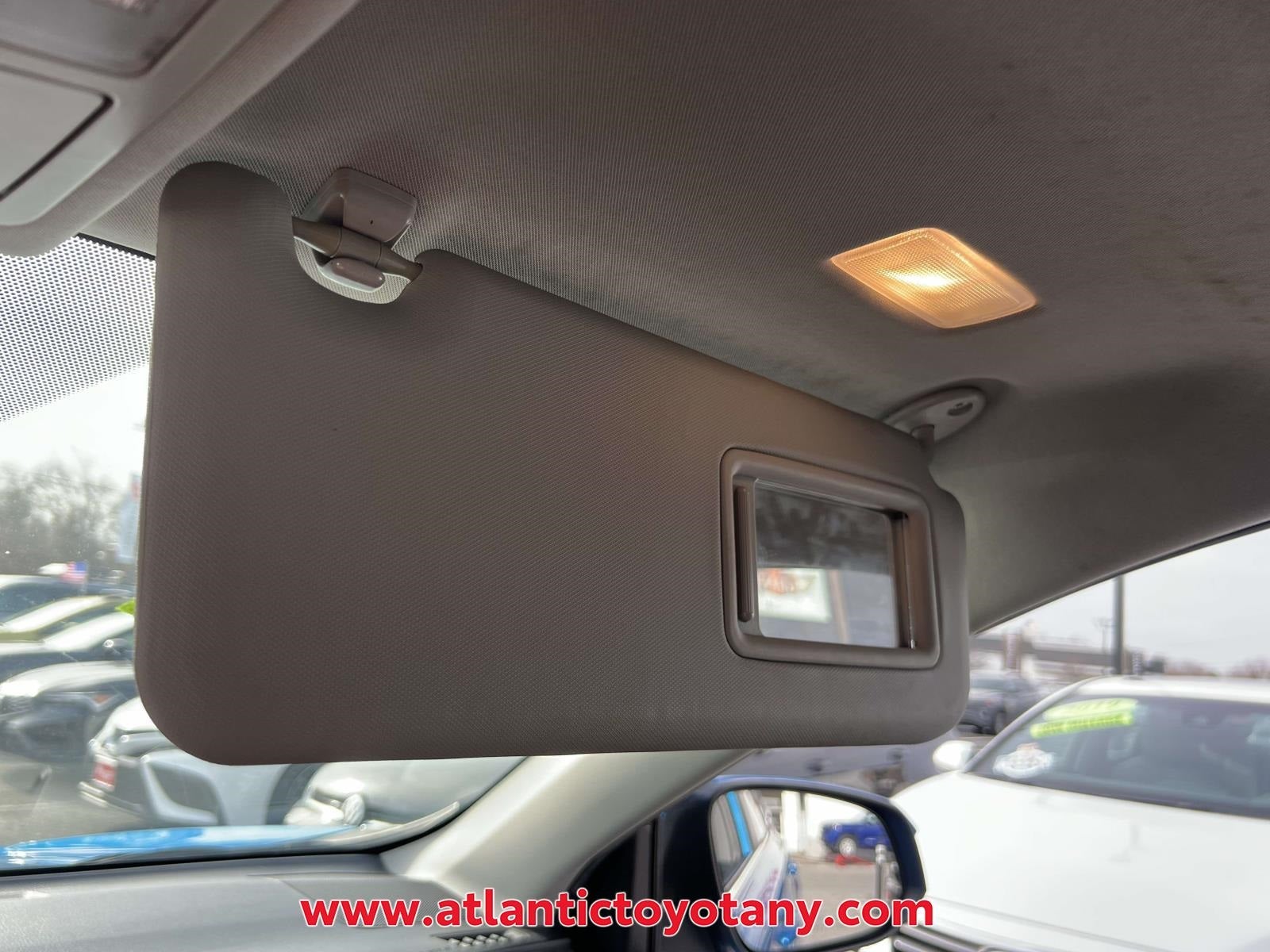 2017 Toyota RAV4 Hybrid XLE