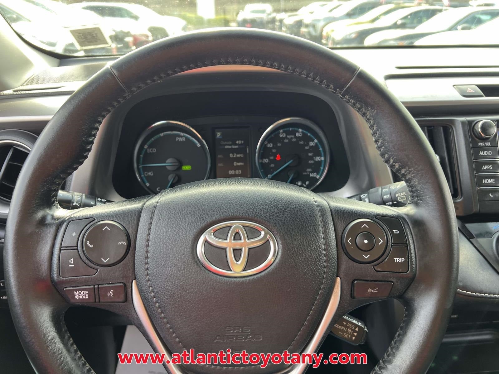 2017 Toyota RAV4 Hybrid XLE