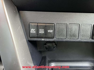 2017 Toyota RAV4 Hybrid XLE