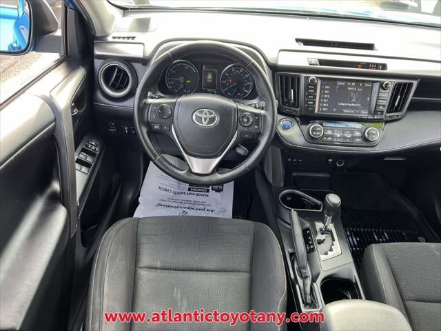 2017 Toyota RAV4 Hybrid XLE